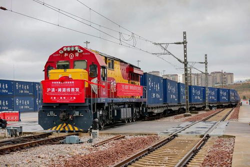 從高原內(nèi)陸走向開放前沿 道路貨物運(yùn)輸驅(qū)動(dòng)春城騰飛